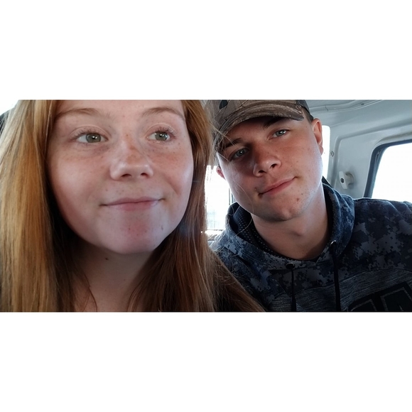 Meet your Posher, Emily - Picture 1 of 1